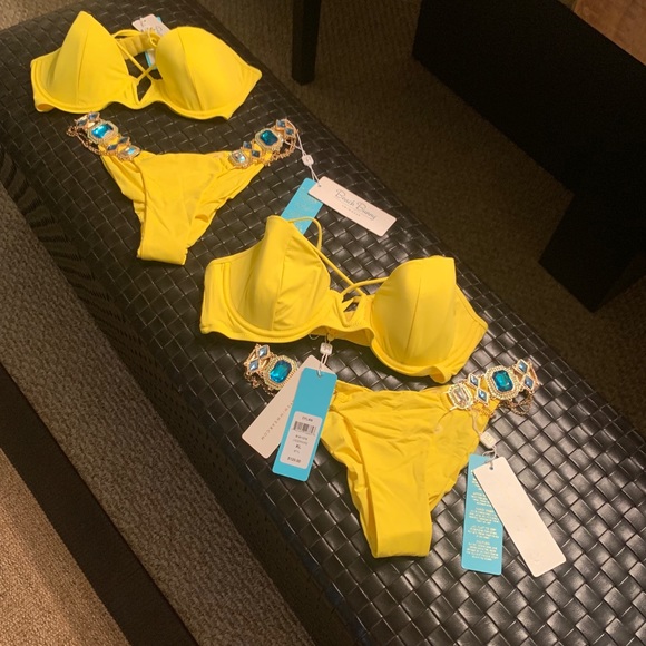 NWT Beach Bunny XL Dylan Top & XS Jazmin Bottoms! - Picture 8 of 8